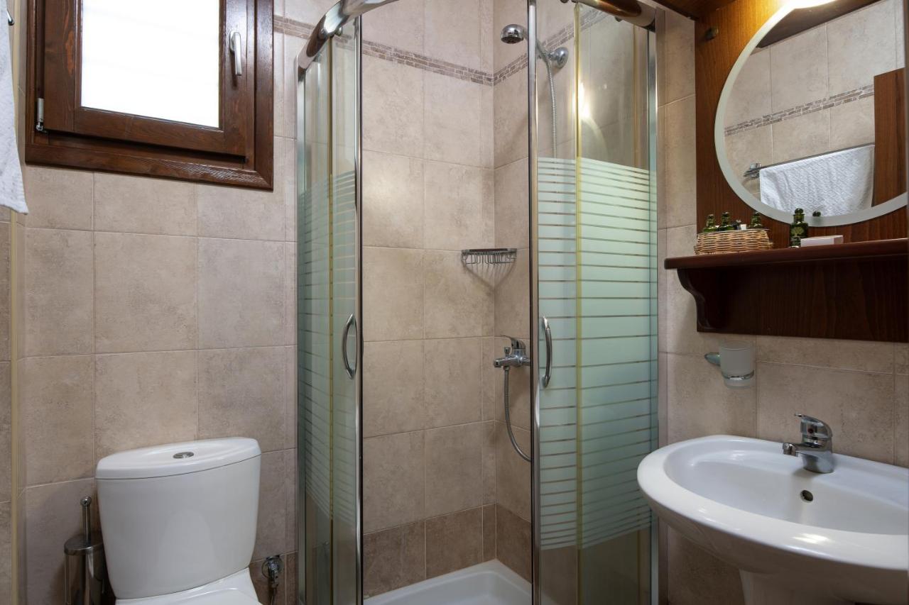 Chorostasi Guest House Parthenon Bagian luar foto