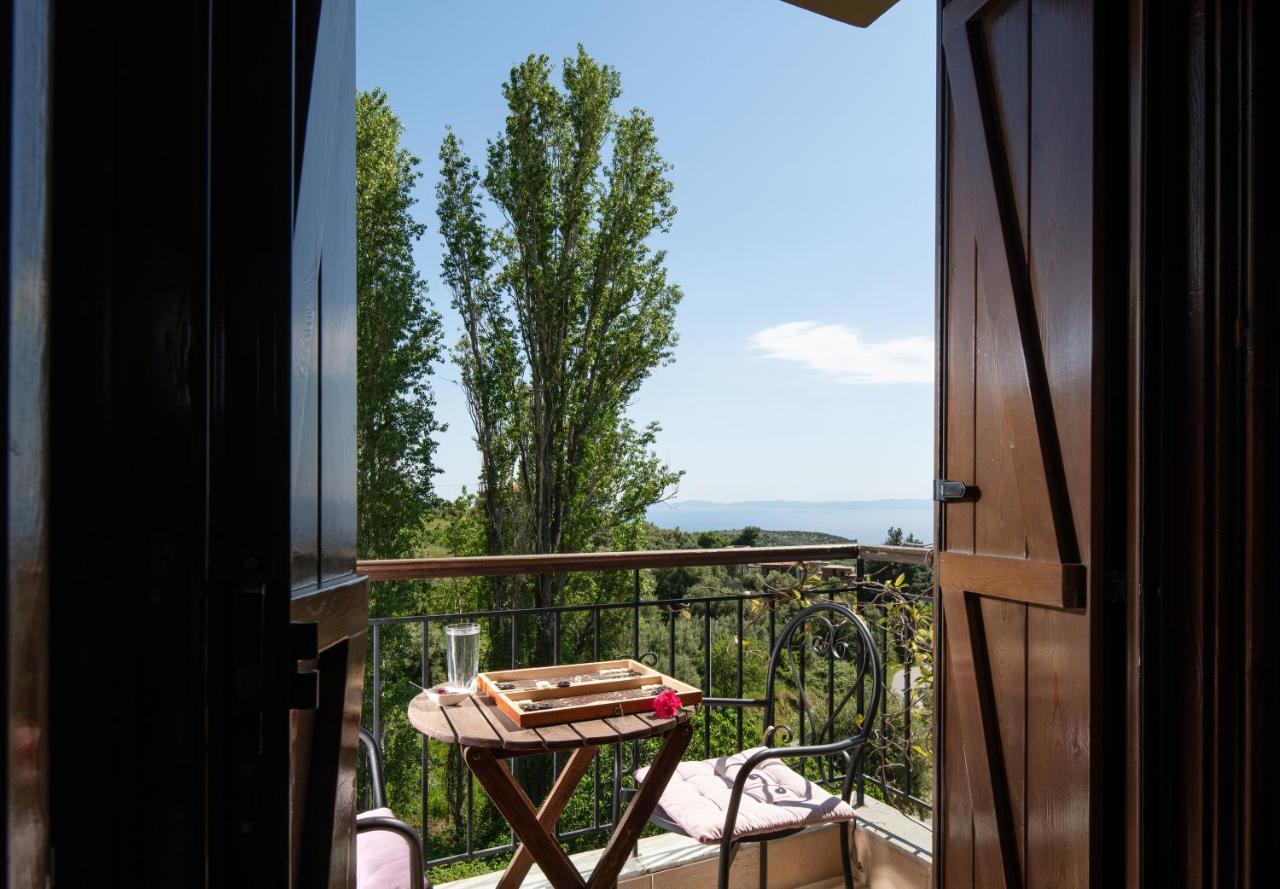 Chorostasi Guest House Parthenon Bagian luar foto